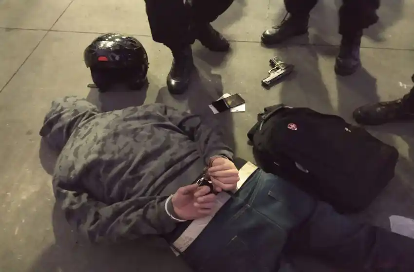 Detuvieron a tres hombres en Pellegrini y Francia luego de una persecución