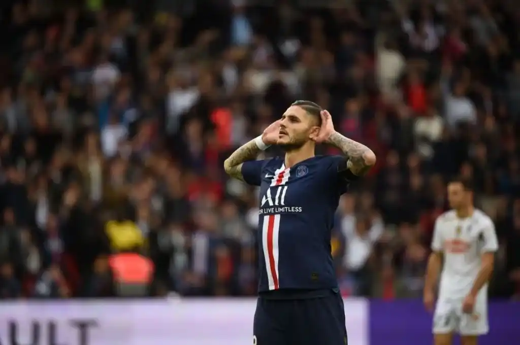 El DT del PSG borró a Mauro Icardi del plantel