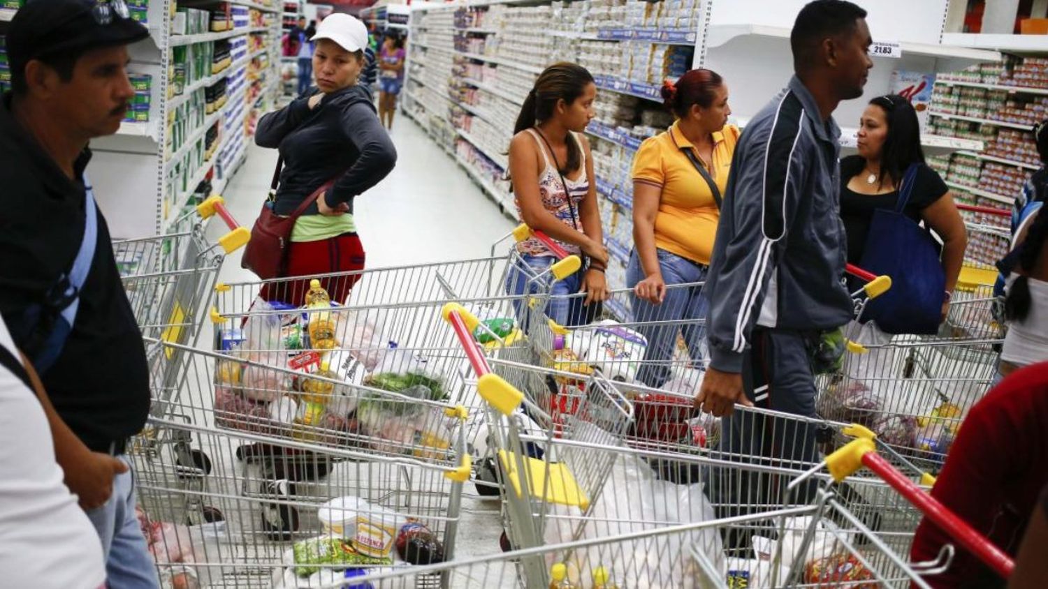 Unos 11 millones de venezolanos viven con 100 dólares o menos al mes, según estudio de investigación