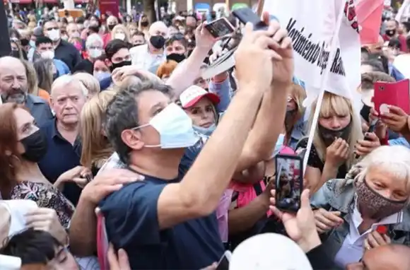 Manes en La Matanza: “El voto es el lenguaje universal del pueblo y de la rebeldía”