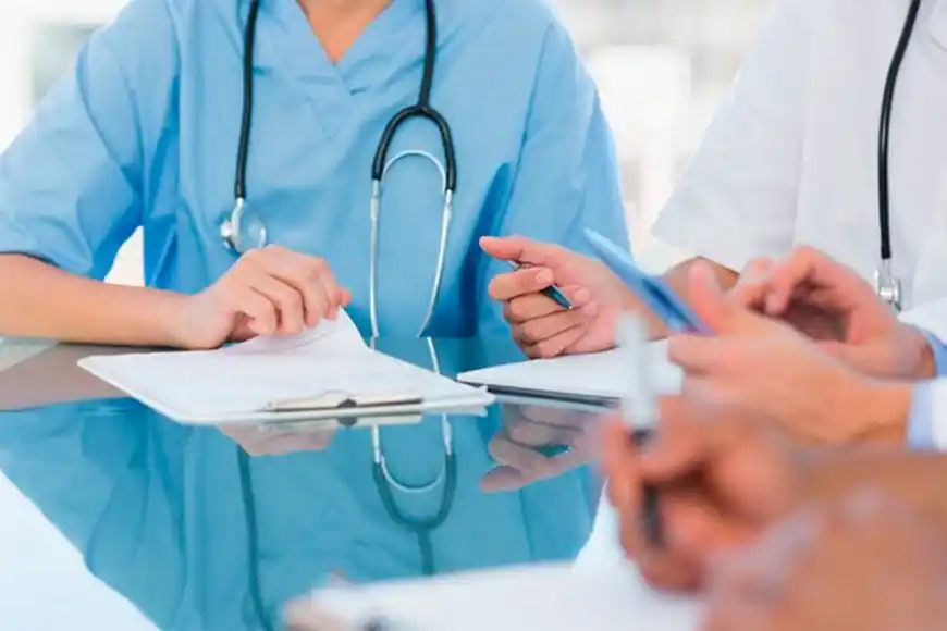 Sociedades médicas dejan sin efecto el convenio con IOSPER