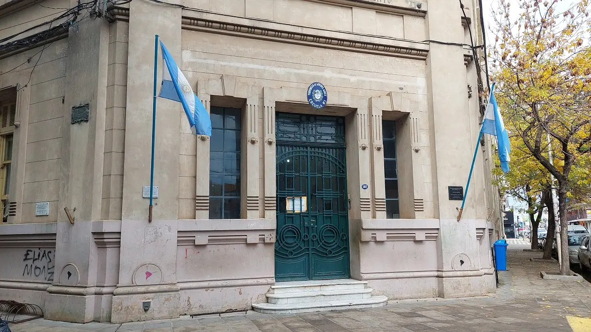 El Consejo Escolar repudió la agresión a Valeria González, directora de secundaria golpeada por una madre