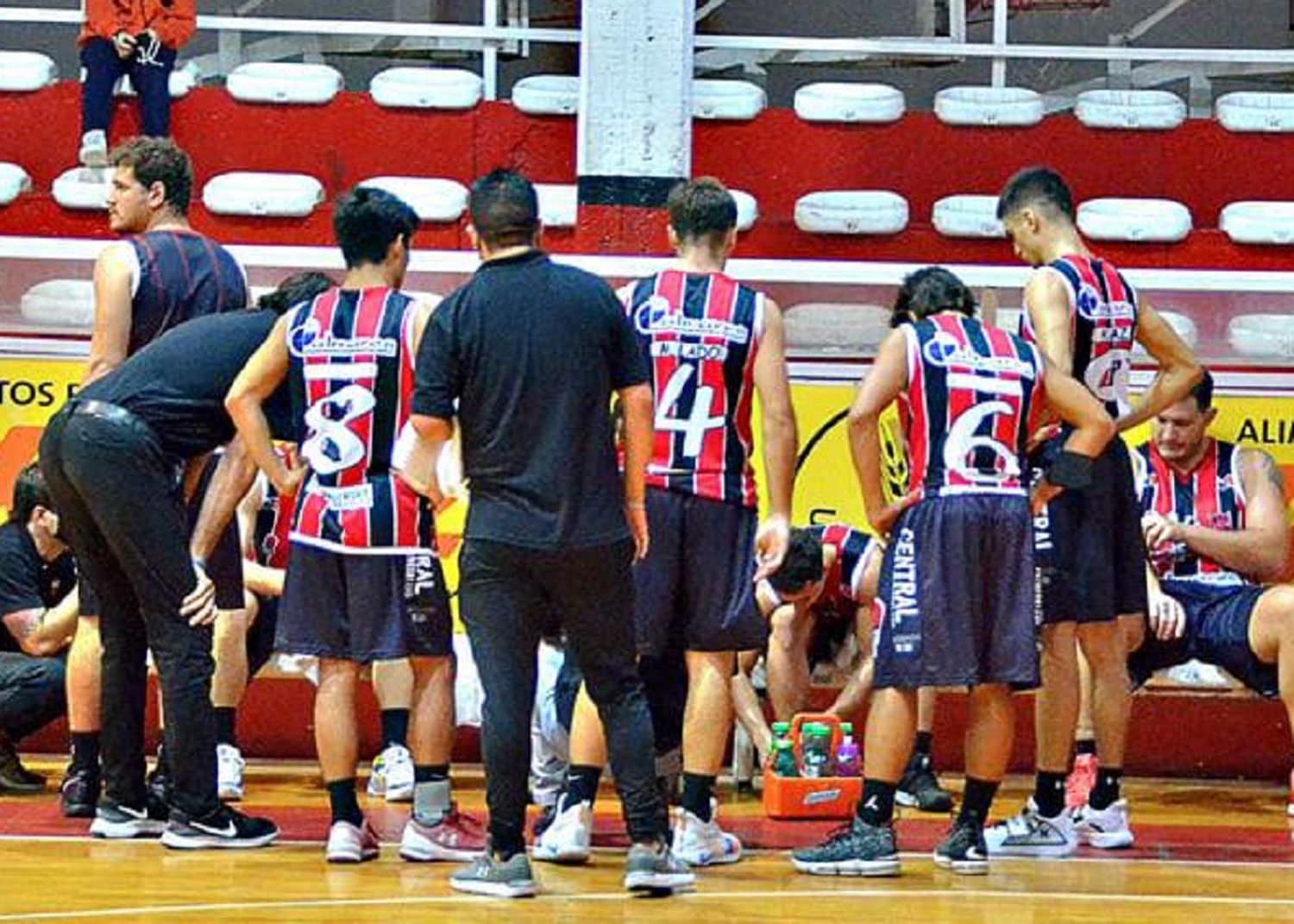 Hubo dos positivos en Central que aisló su plantel y reprogramó su próximo partido