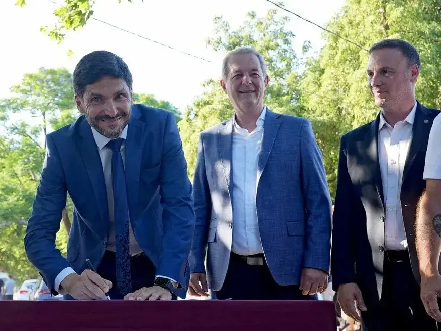 El gobernador santafesino valoró la ejecución de obra pública en el territorio.