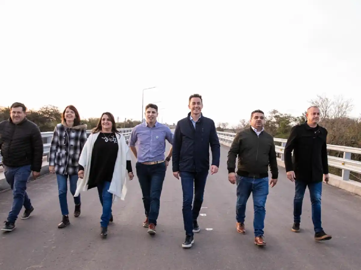 Avanza la obra de pavimentación que une La Para con Toro Pujio