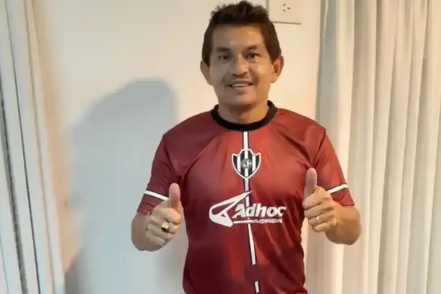 El "Pulga" en el "Ferroviario": primera práctica del ex Colón en Central Córdoba