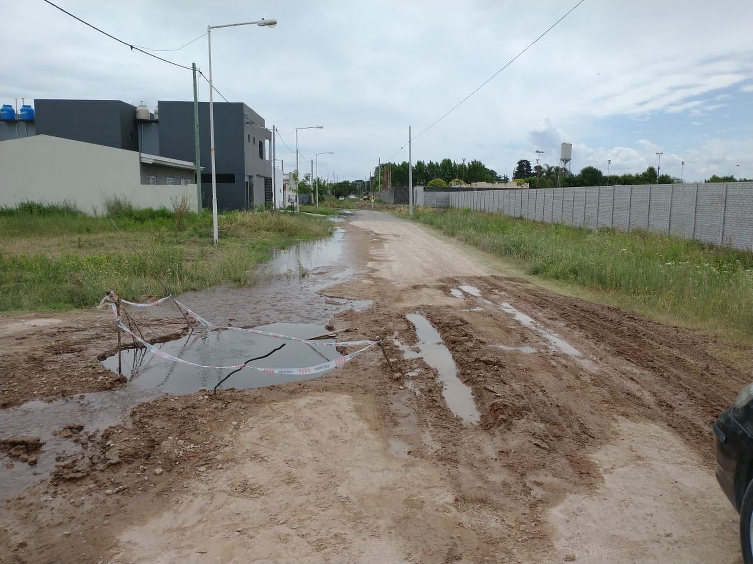 Barrio Mitre y Ciudad Abierta sin agua: “Se rompió un caño madre, y en lugar de arreglarlo pusieron un cartel”