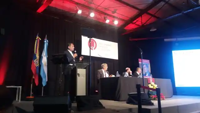 La Universidad de Quilmes condecoró a Rafael Correa con el Honoris Causa