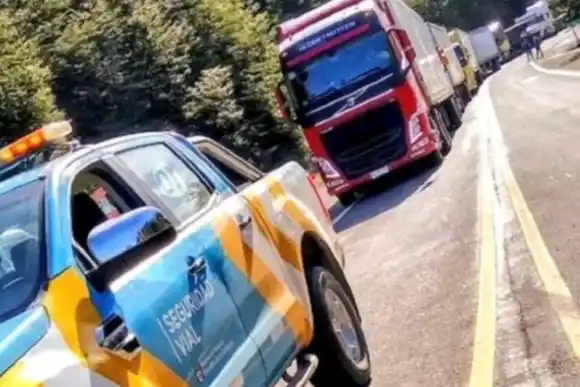 Posible conflicto con Chile: el intendente electo de Bariloche no dejará pasar a los camiones trasandinos