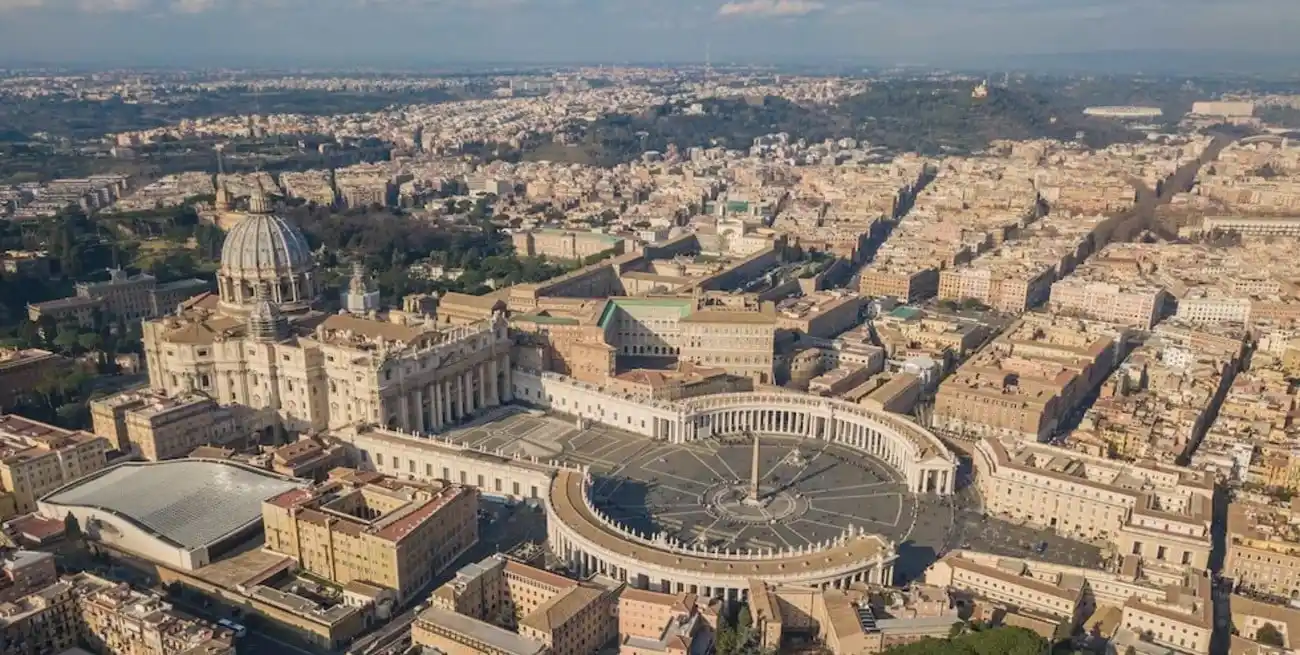 Vista aérea de la ciudad del Vaticano, Roma, Italia.