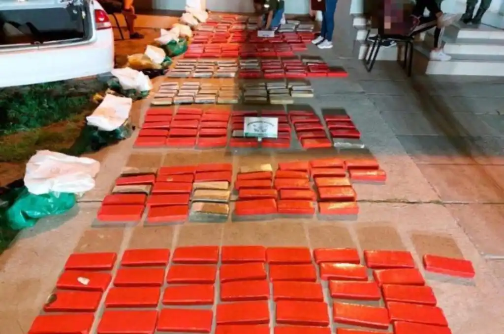 Córdoba: secuestran más de 500 kilos de marihuana y detienen a tres personas