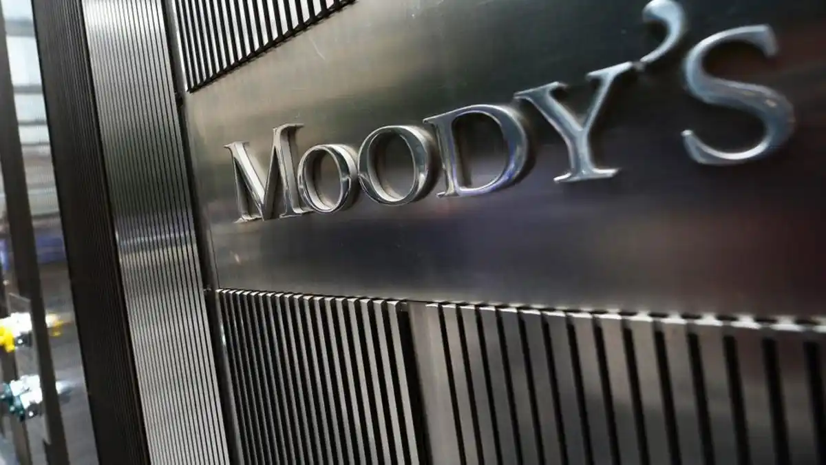 Moody’s asegura que “Argentina eligió dar prioridad a la estabilidad financiera antes que al crecimiento”
