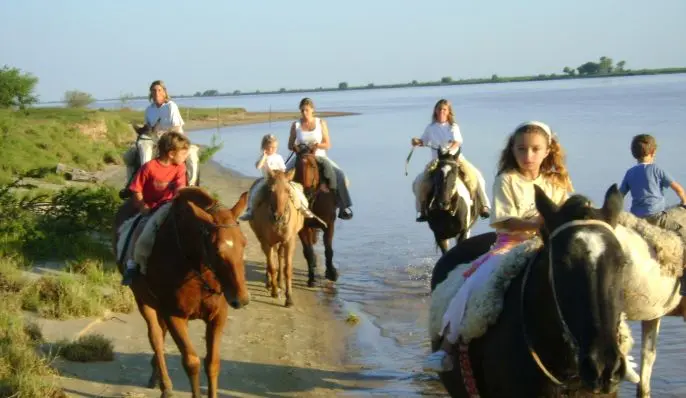 300 mil turistas visitaron San Antonio de Areco en 2014 