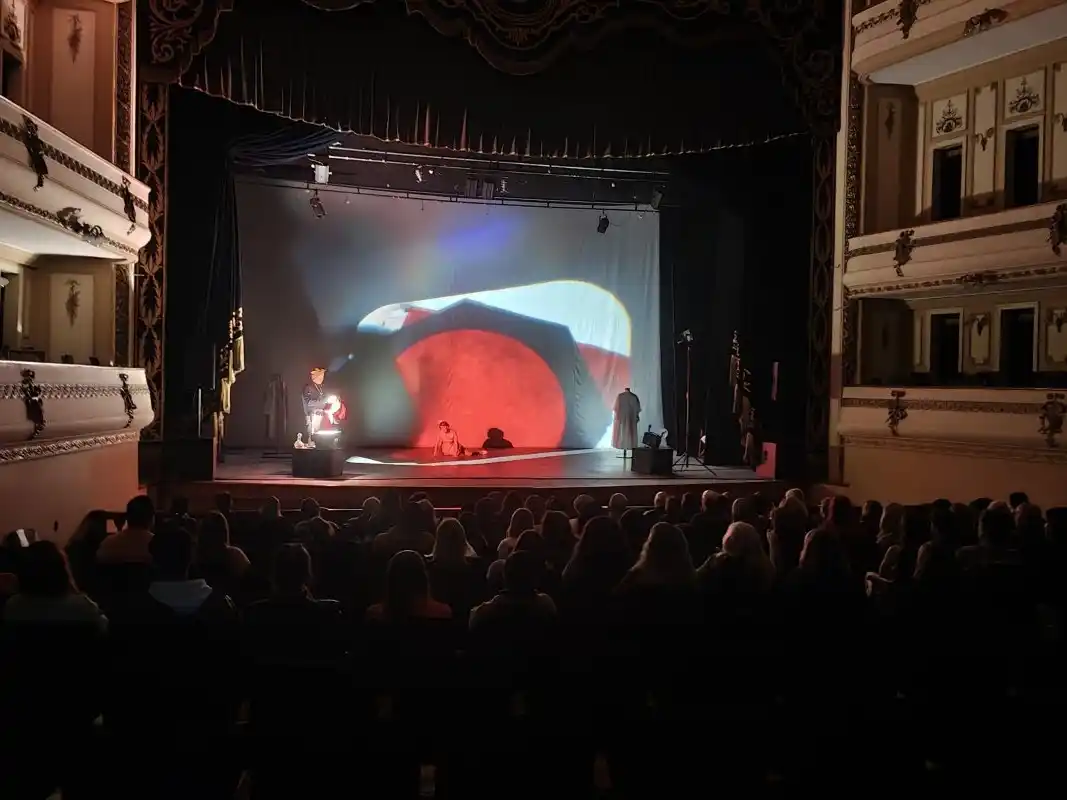 Brillante presentación de “Salida de Emergencia”