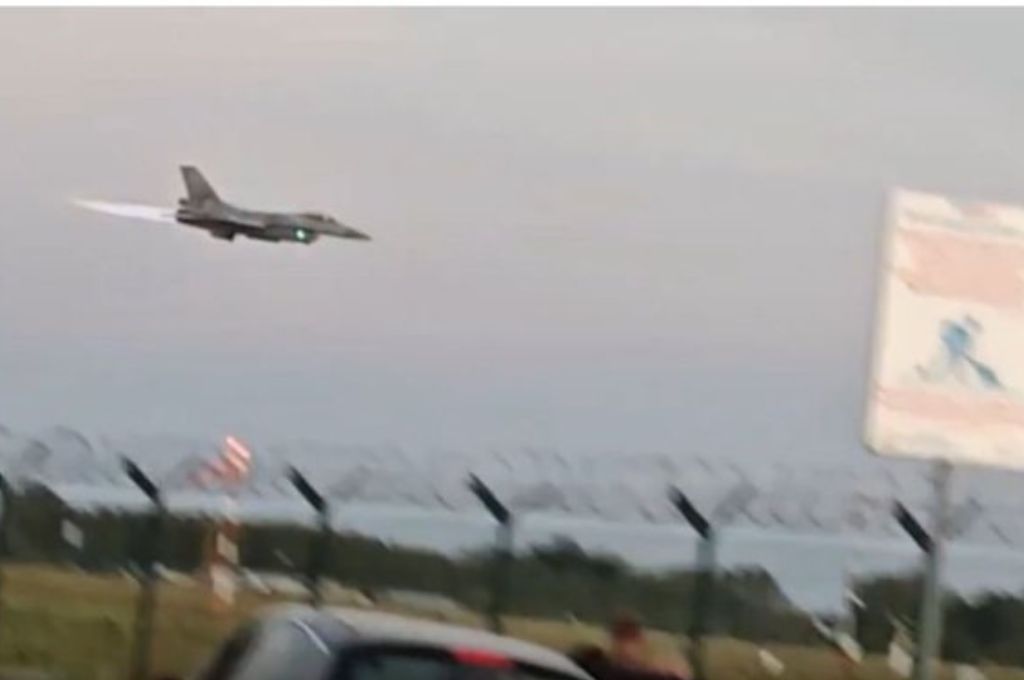 Avión estrellado durante un entrenamiento