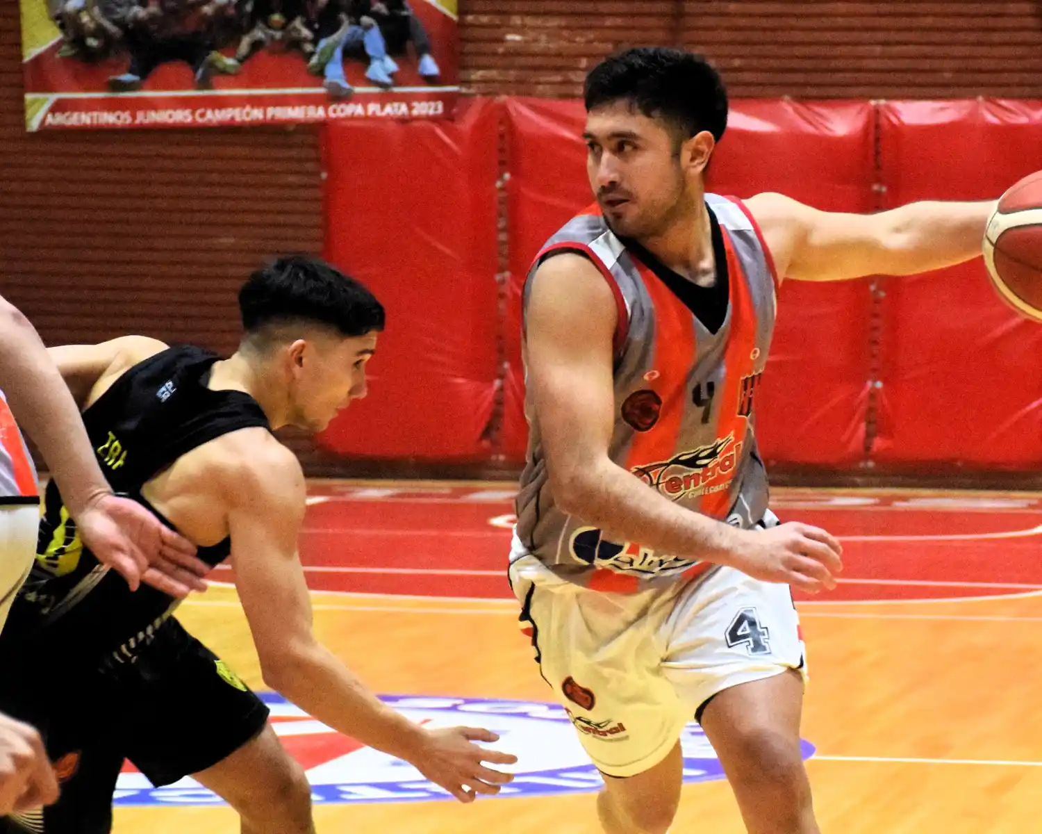 Central perdió el segundo y tercer juego en la cancha de Argentinos Juniors y se quedó en las puertas de la final por el ascenso (crédito: Horacio Brusco).