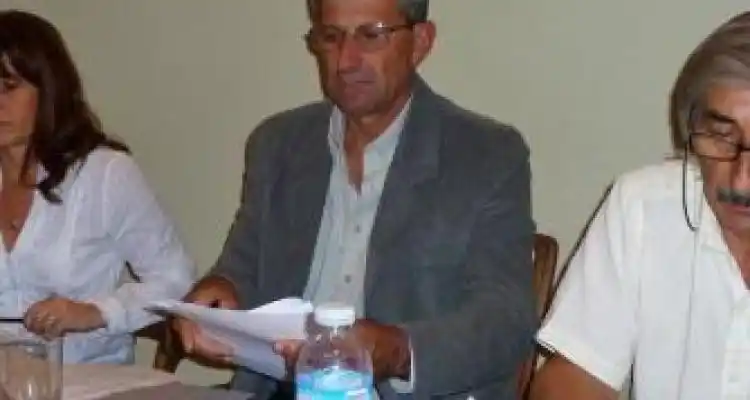 Daniel Biscia continúa en la presidencia del Centro de Comercio