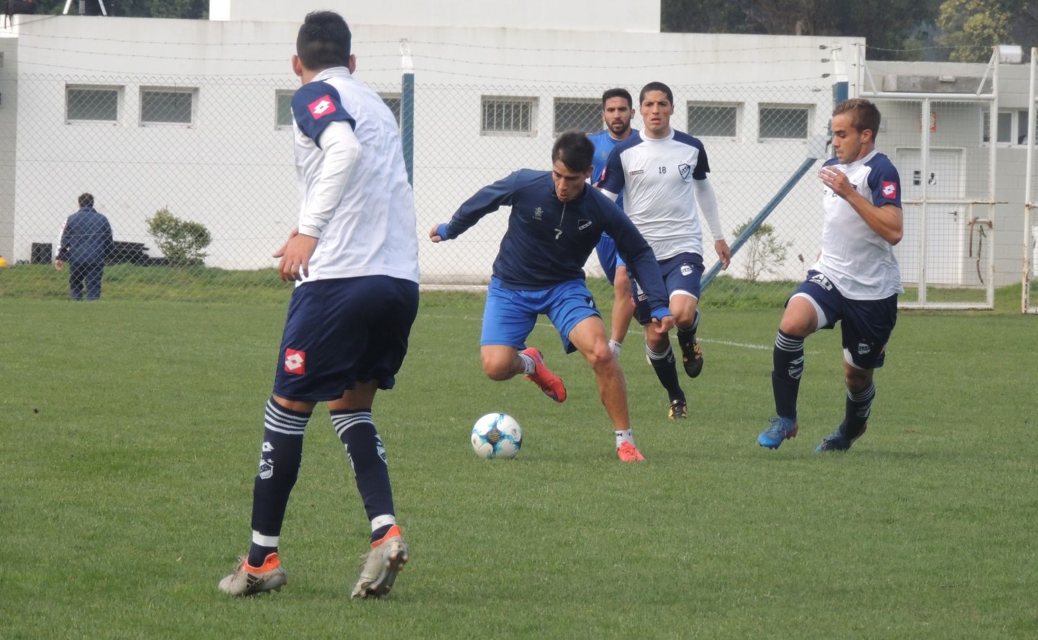 Alvarado superó a Quilmes en un nuevo amistoso