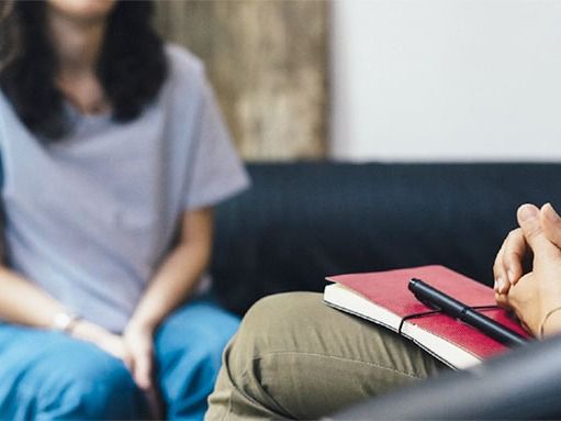 Psicólogos alertan por "prácticas no científicas en la psicoterapia" en Venezuela