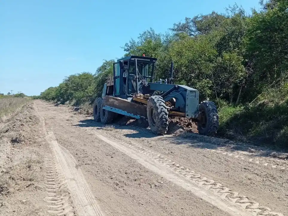 Octavo Distrito avanza con trabajos de mejora en caminos rurales clave