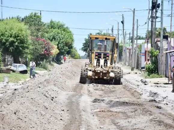Comenzaron los trabajos de repavimentación de calle Juventud Unida en Benito Legerén