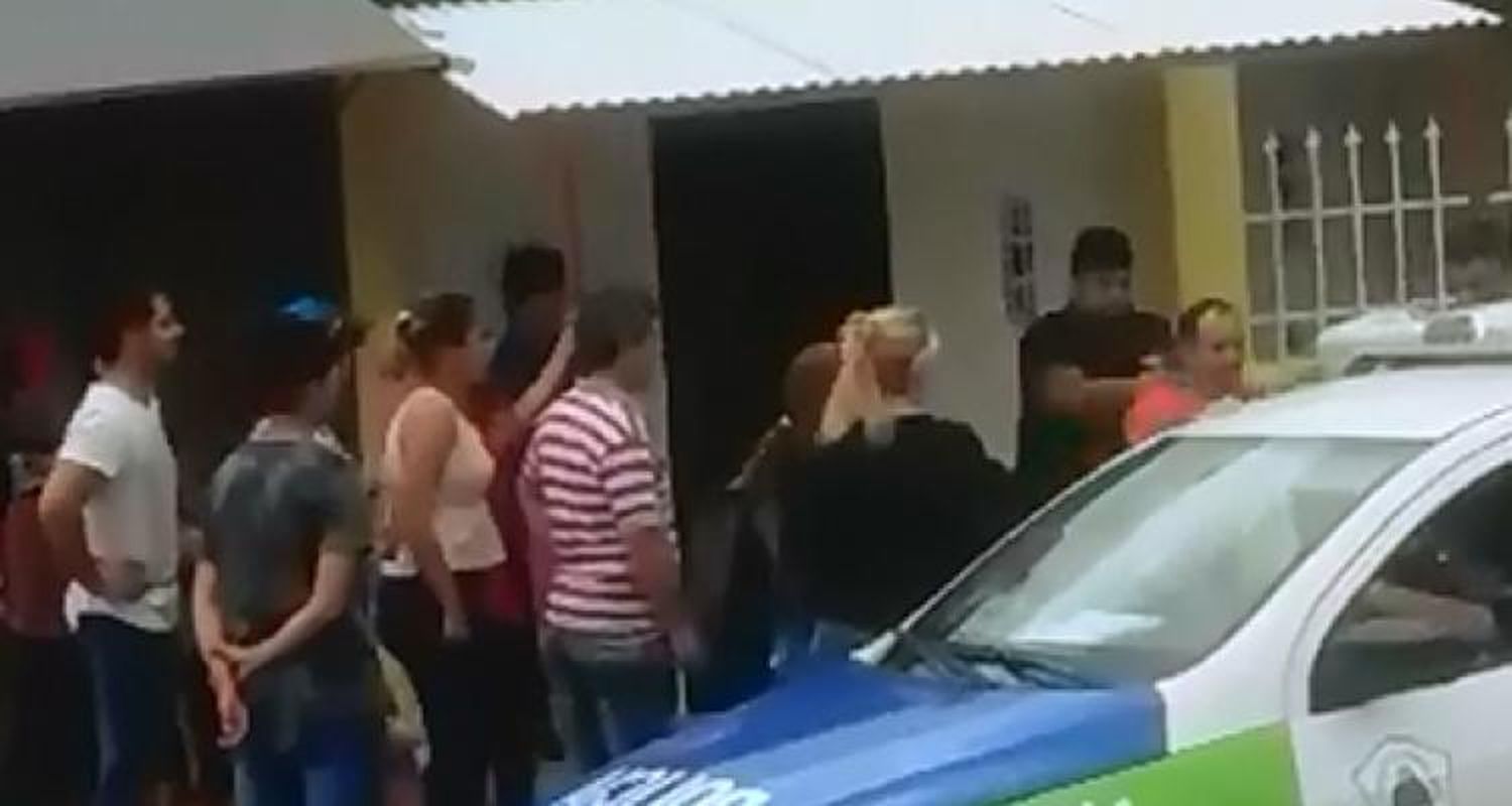 Aguardan turno para que declare en cámara Gesell la nena a la que el policía Marocchi le mostró sus genitales