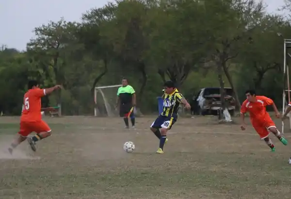 AFAG: Puntaje ideal para Dock Sud y Atlético Sur en Primera A 