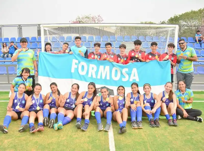 El hockey y el pádel tienen a
sus campeones provinciales