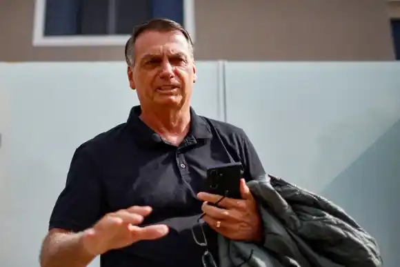 Jair Bolsonaro fue invitado a la asunción de Donald Trump: pidió permiso para viajar a Estados Unidos