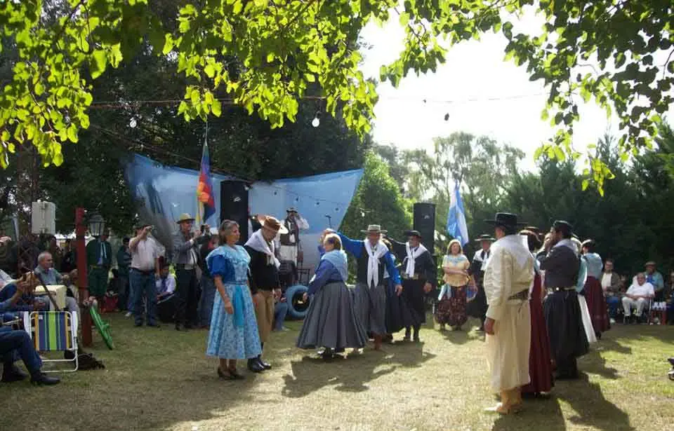 Fiesta del mate a beneficio de la construcción de Aapon