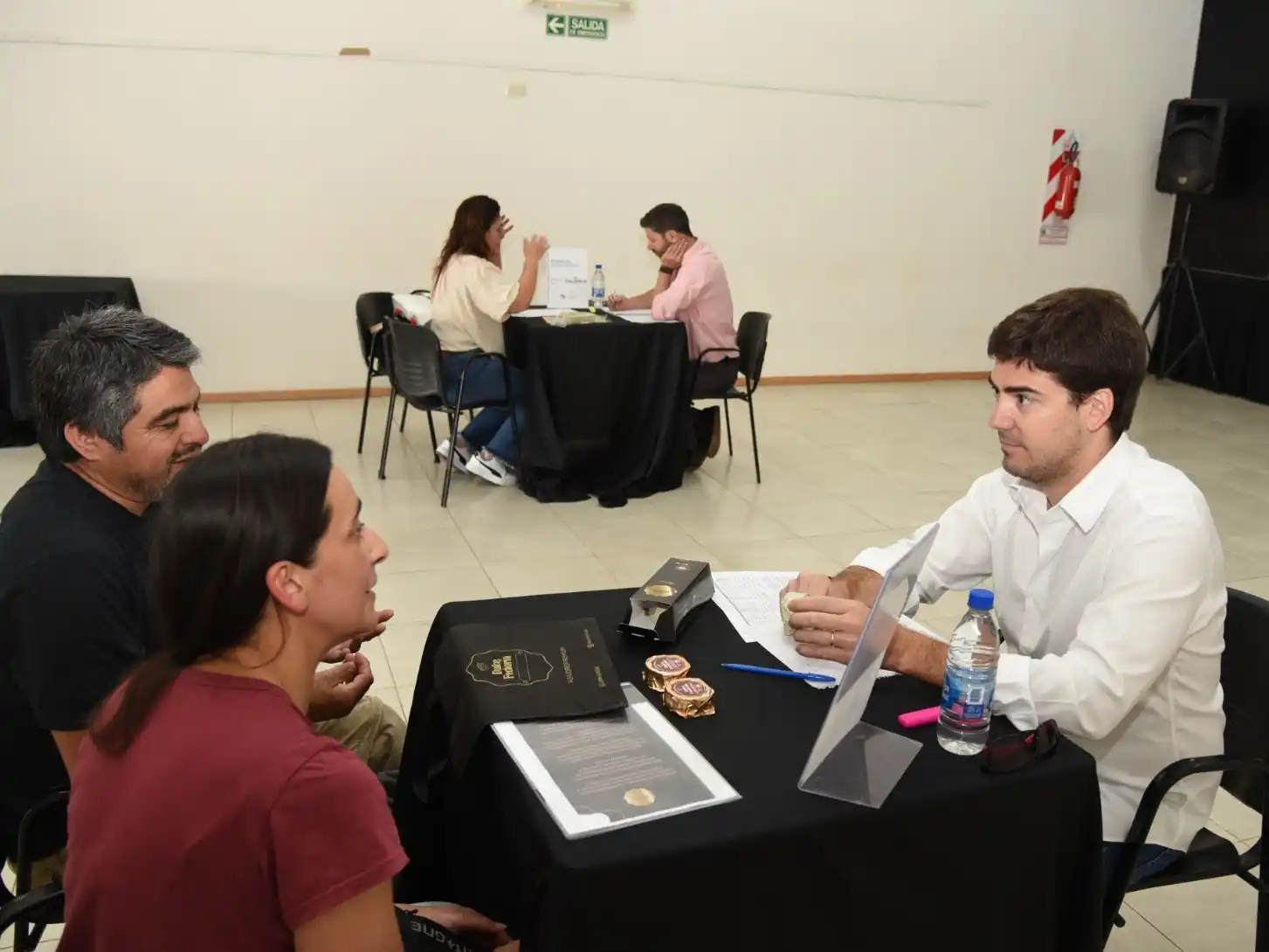 Los representantes de la firma mantuvieron entrevistas individuales con cada emprendimiento.