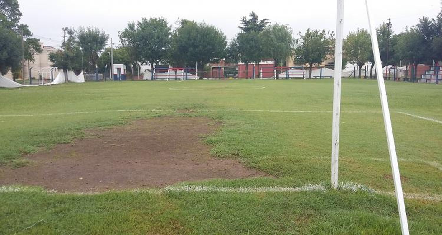 Torneo de verano pasado por agua