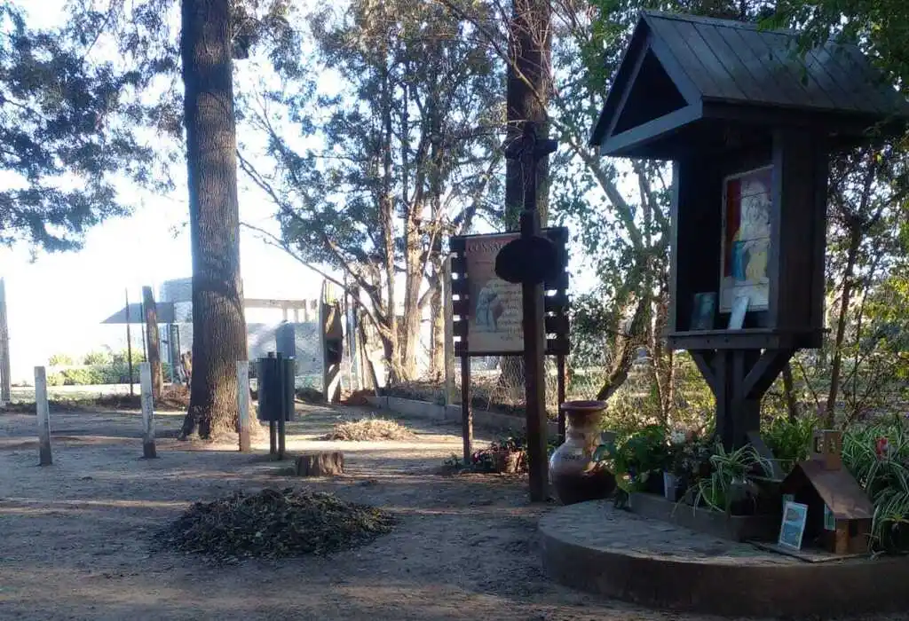 Realizan tareas de higiene y mantenimiento en el "Bosque Besaccia"