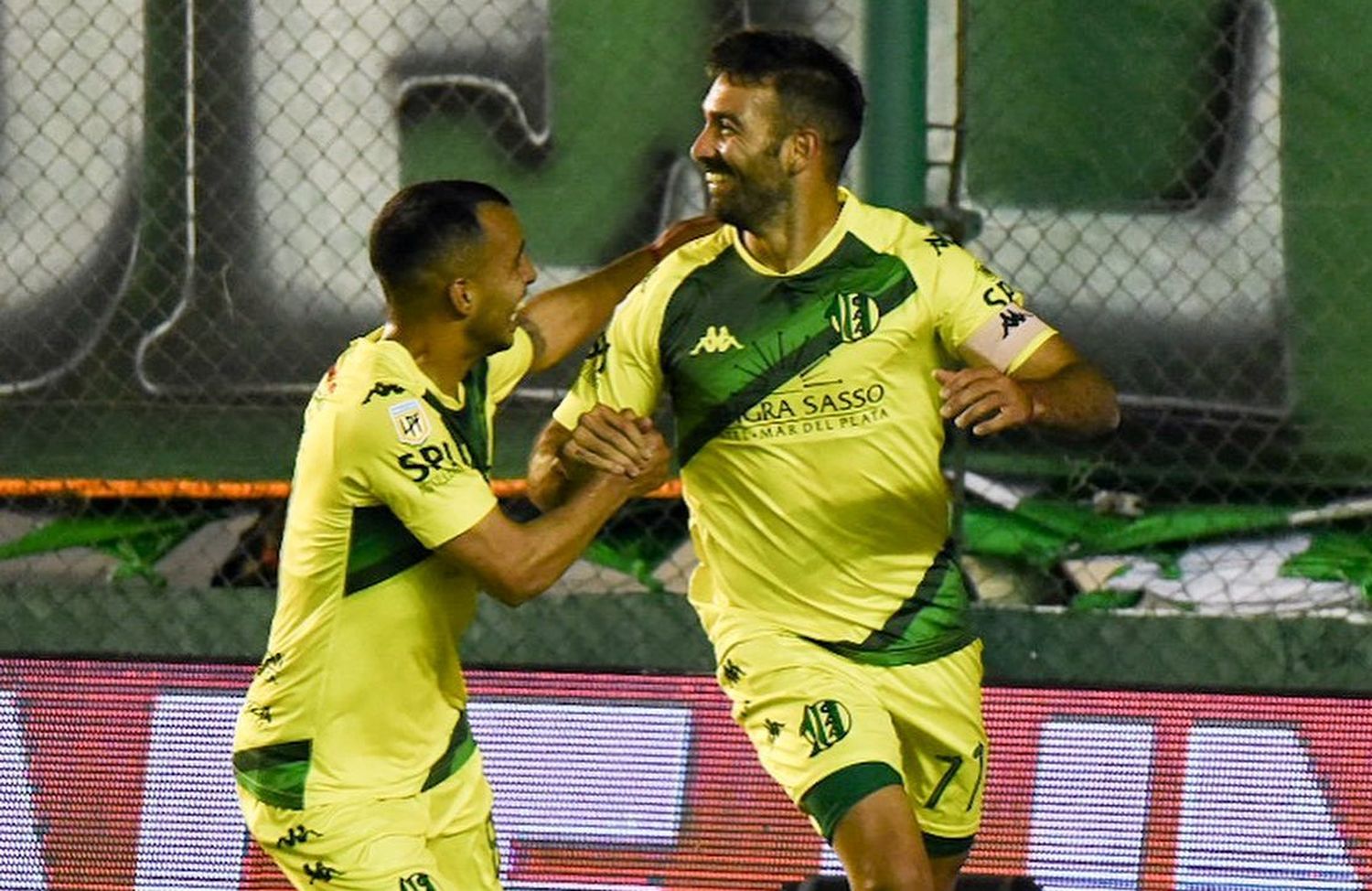 Aldosivi se trae un triunfo importante frente a Banfield