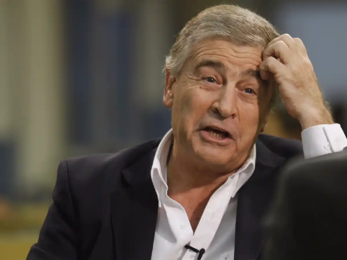 Aguad quiere más competencia en telefonía y TV por cable