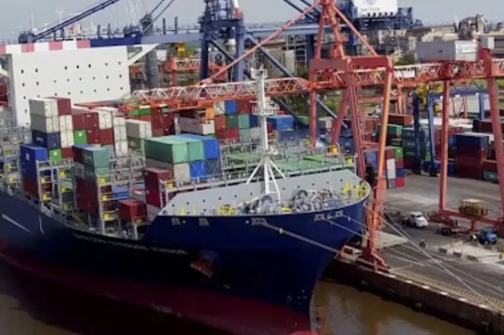 Las obras apuntan a mejorar la navegabilidad y la operatoria en sectores estratégicos del Puerto de Buenos Aires.