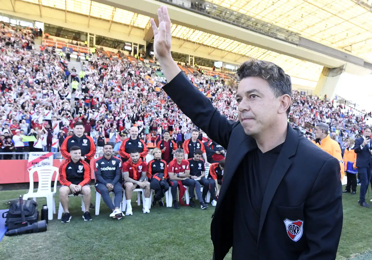 Gallardo se despidió de River con una goleada ante Betis