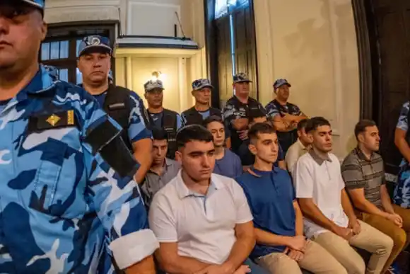 "Fue una noche rara": qué revelaron los chats escalofriantes de los rugbiers presentados en el juicio