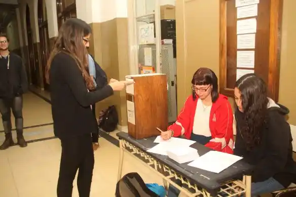 El Centro de Estudiantes del ISFDyT 163 renovó autoridades