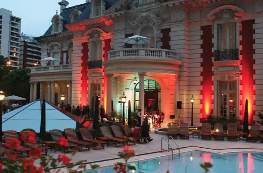 Descubrí el fascinante mundo de los viajes de lujo a través del Four Season