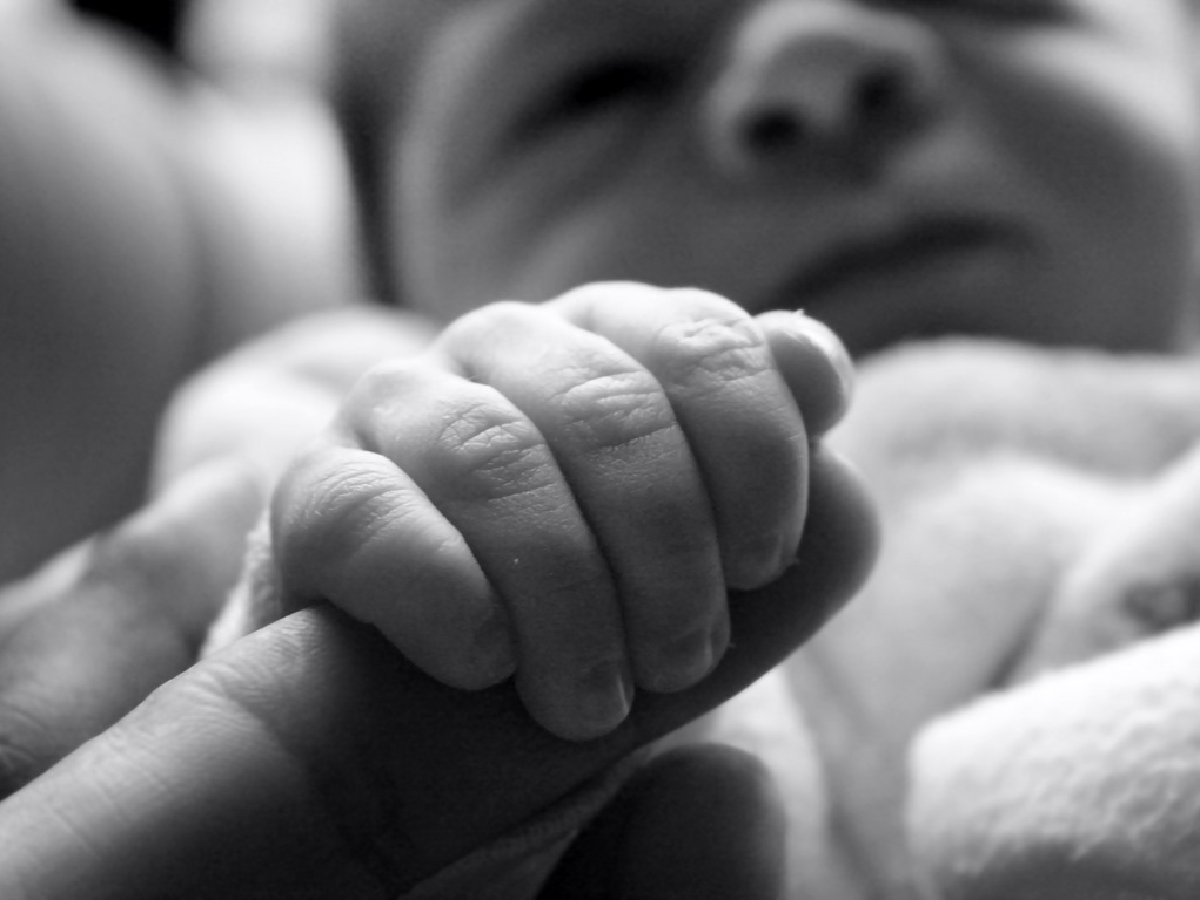 Escándalo en Gran Rosario: pareja vendió a su bebé por $ 300 para comprar droga