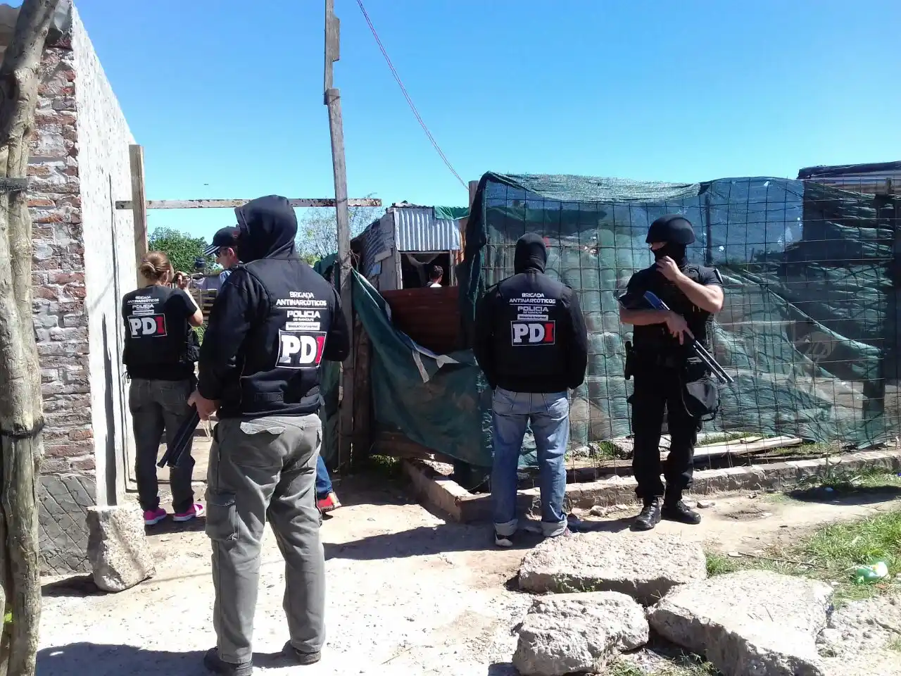 Dos detenidos por secuestro de marihuana