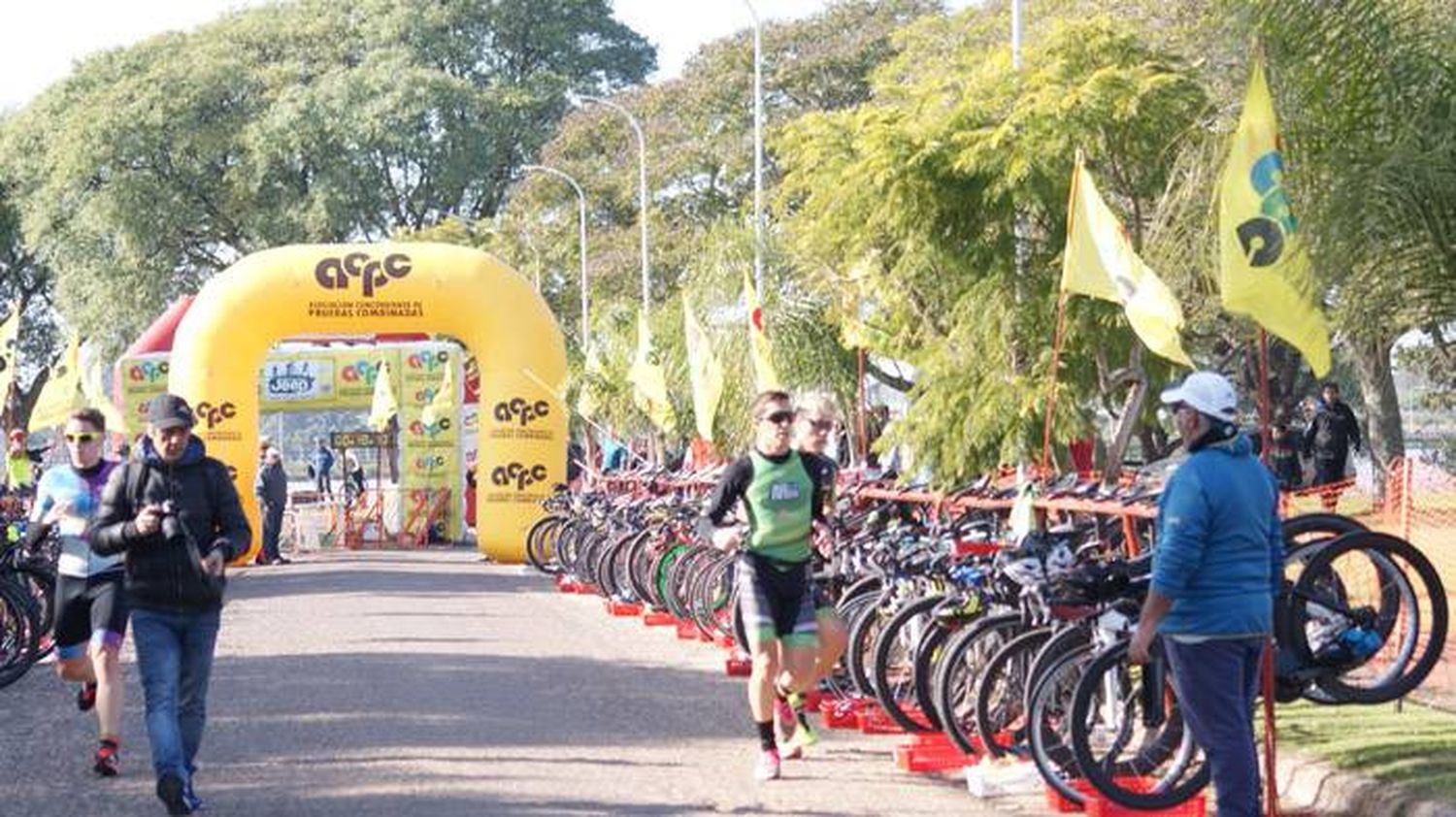 Este domingo se corre, en Colón, la quinta fecha del Triatlón Jeep