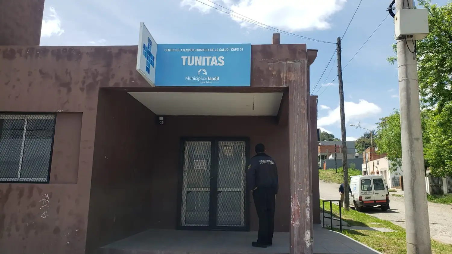 Sumaron personal de seguridad y comenzaron a funcionar las cámaras en el Centro de Salud de Las Tunitas.