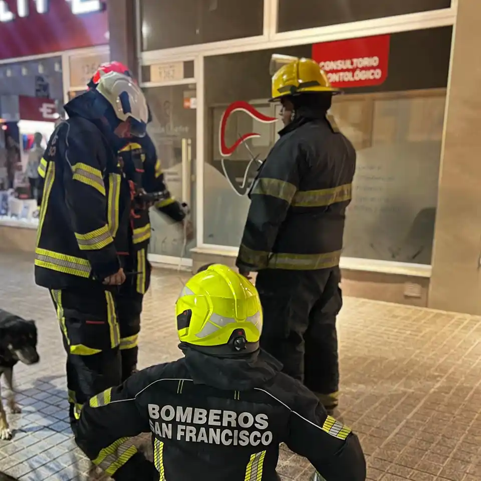 consultorio donde trabajo bomberos