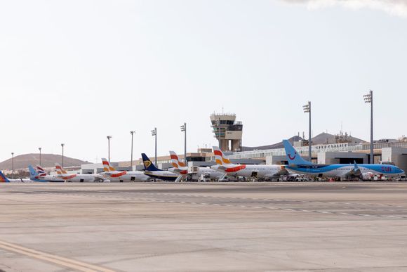 Aena gana EUR 893 millones en el primer semestre de 2025 y proyecta aumentar tarifas en 2026