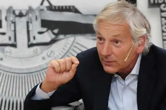 Milei atacó al periodista Marcelo Longobardi