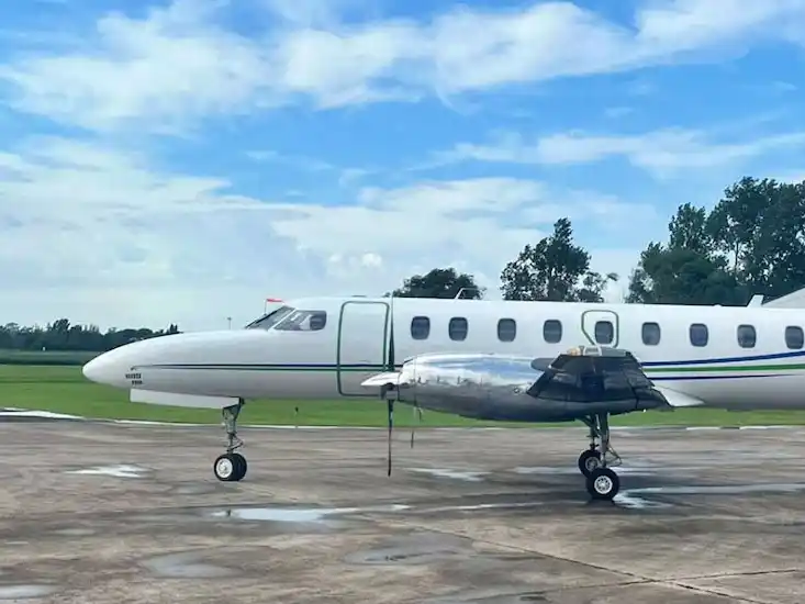 Comenzó a operar una nueva línea aérea fundada por jóvenes de 20 años que conecta ciudades del interior