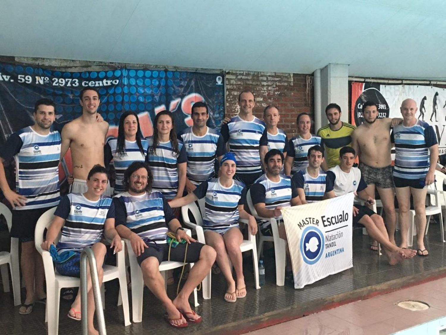 Tercer puesto para el equipo Master de Escualo