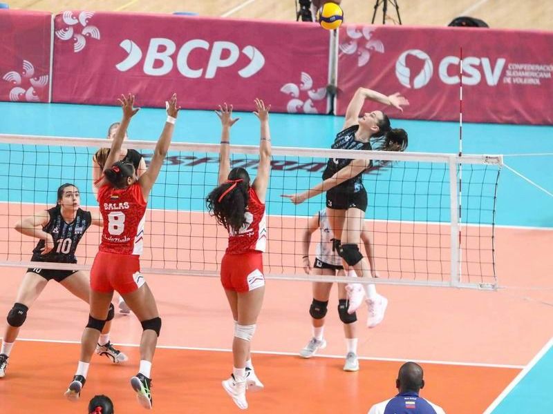 Las Panteritas de Benítez le
ganaron a Venezuela en el debut